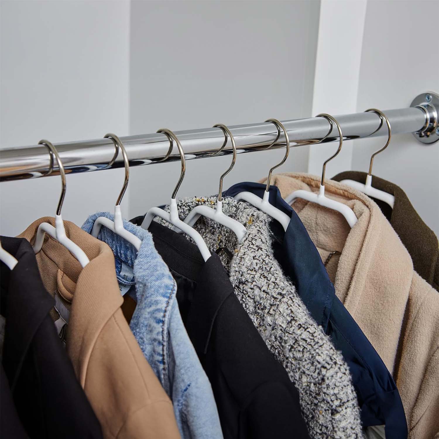 Cintres, 10 PCs, Cintre pantalon, Cintre avec barre clip, Large 42cm, crochet rotatif, MAWA Bodyform LK - blanc