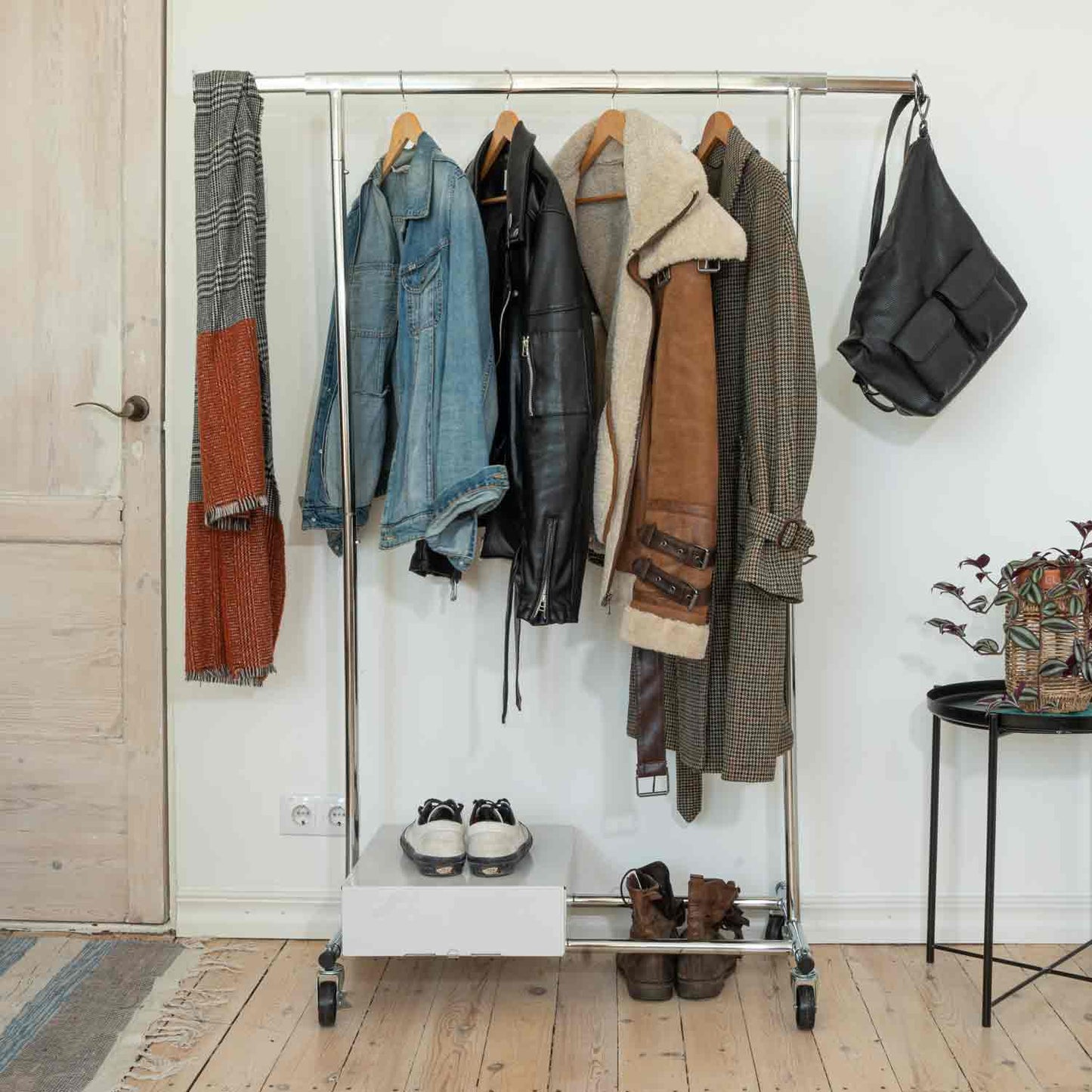 portant vêtement solide, portant vêtement solide 100 kg, portant vêtement professionnel, sur roulette, Tatkraft Danko, 14