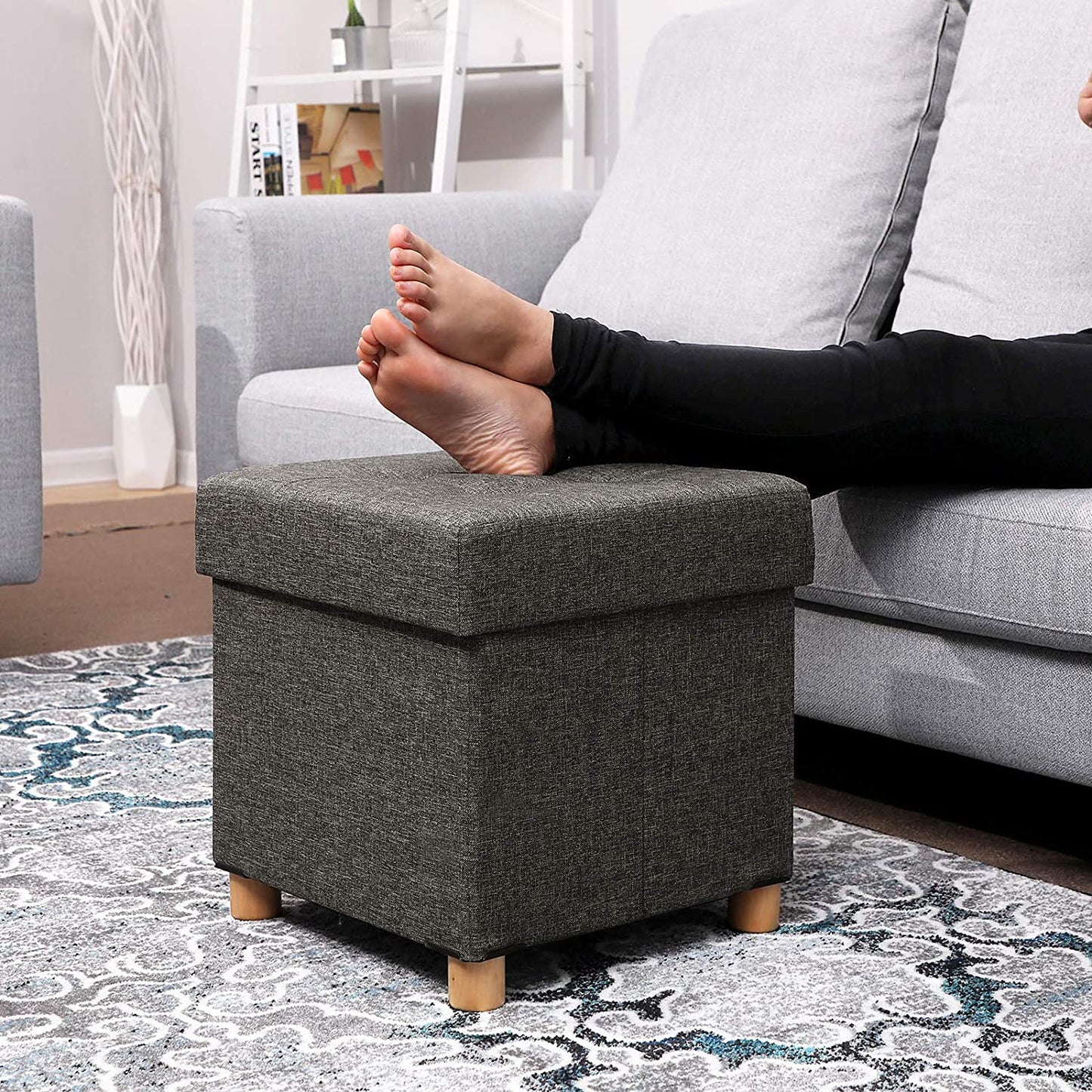 SONGMICS - Banc de Rangement, Tabouret rembourré Pliable, avec Couvercle, Pieds en Bois Massif, Gain de Place, Charge 300 kg, pour Chambre, Gris