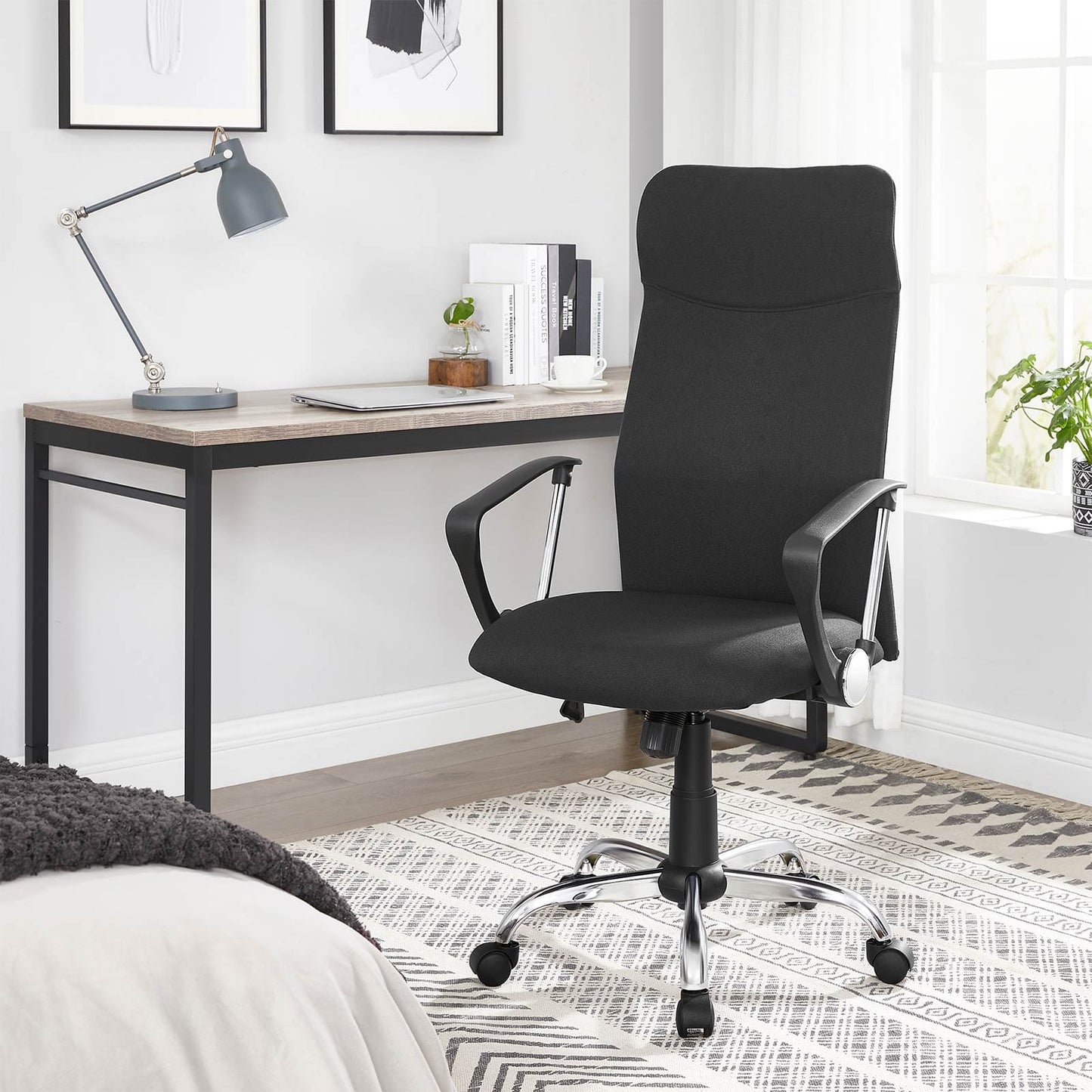 Chaise de bureau, Chaise d'ordinateur, Chaise sur roulettes, Pivotante, Réglable en hauteur, SONGMICS