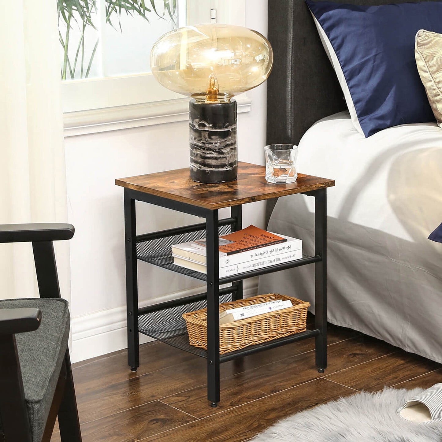 Table d’Appoint, Table de Chevet avec 2 Étagères Réglables en Maille, Table de Nuit, Table Basse, VASAGLE, 5