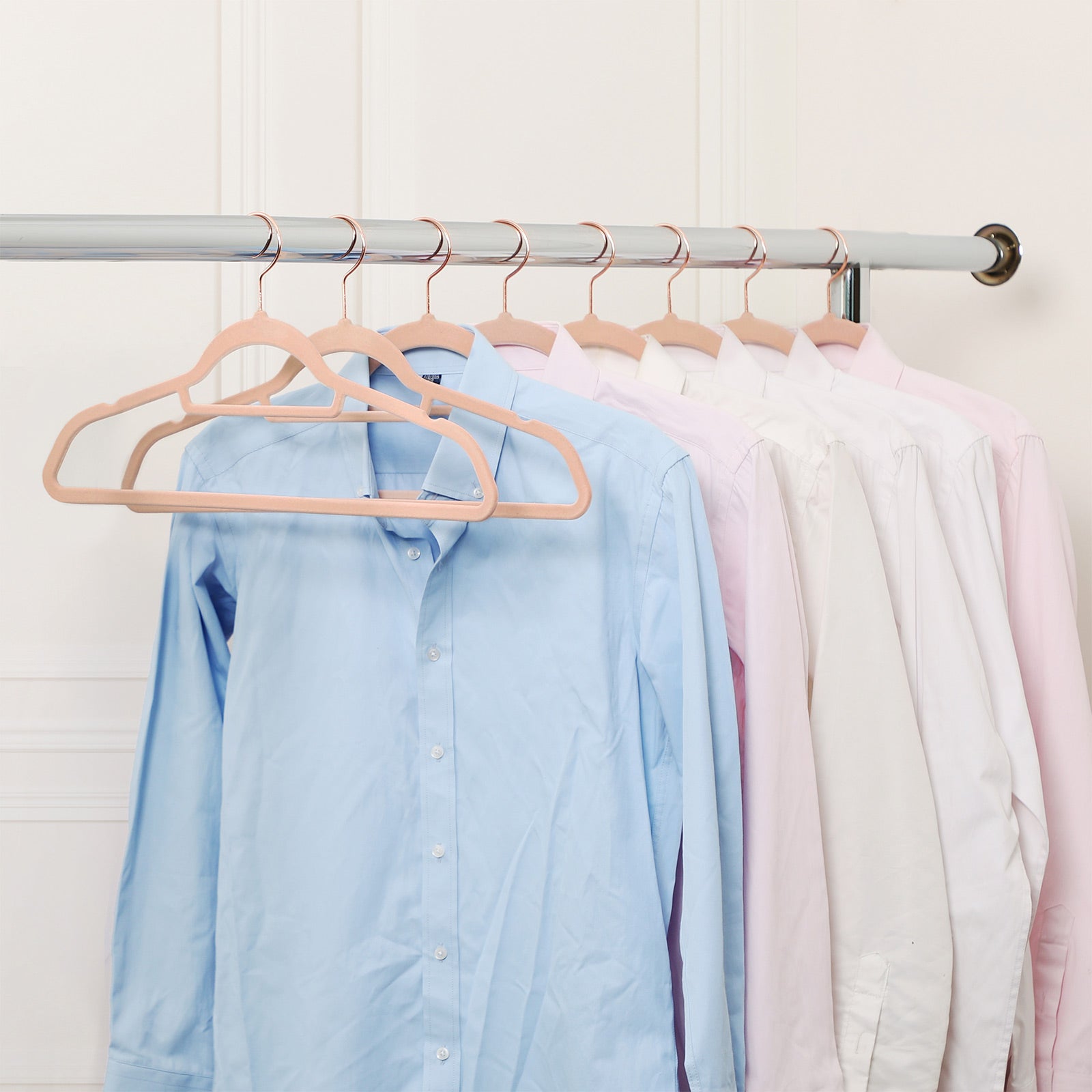 Cintres, Lot de 50, Cintre Pantalon, 43,5 cm, Cintre Velours, Barre à Cravate, Cintre Vetement, Rose, SONGMICS, 2