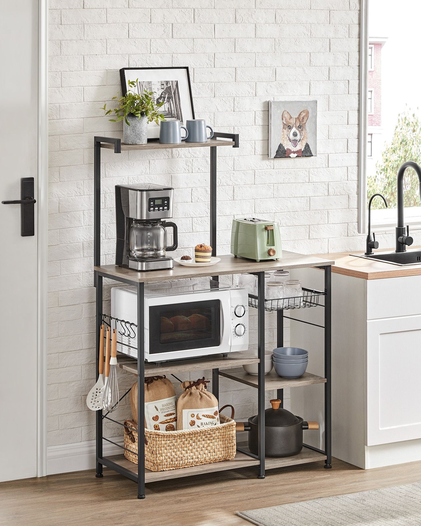 Étagère cuisine, Etagere micro onde, Etagere sur pied, avec panier métallique, 6 crochets en S, Greige et noir, Vasagle, 1