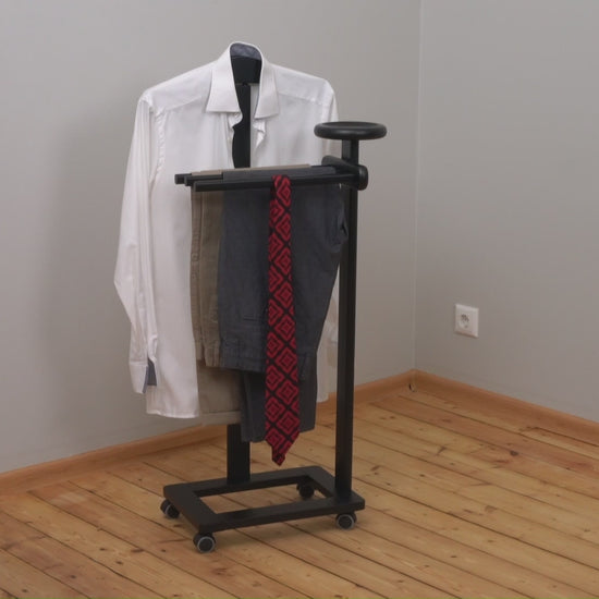 Valet de Chambre, Valet de Nuit, Valet de Chambre Bois,  Tatkraft Baron, video